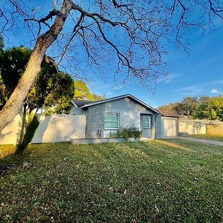Pinebrook Home Close To Beach 拉哥 外观 照片